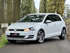 Volkswagen Golf - 1.2 TSI Trendline