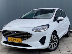 Ford Fiesta - BWJ 2023 | 1.0T Hybrid 126PK Titanium | CLIMA | CARPLAY | CRUISE | NAVI | PRIVACY GLASS |