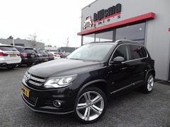 Volkswagen Tiguan - 2.0 TSI | 4Motion | PANO | LEDER | TREKHAAK | STOELVERW. |