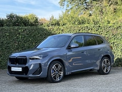 BMW iX1 - xDrive30 | M-Sport Pro | Harman/Kardon | Elek. stoelverst. | Camera | Comfort Access