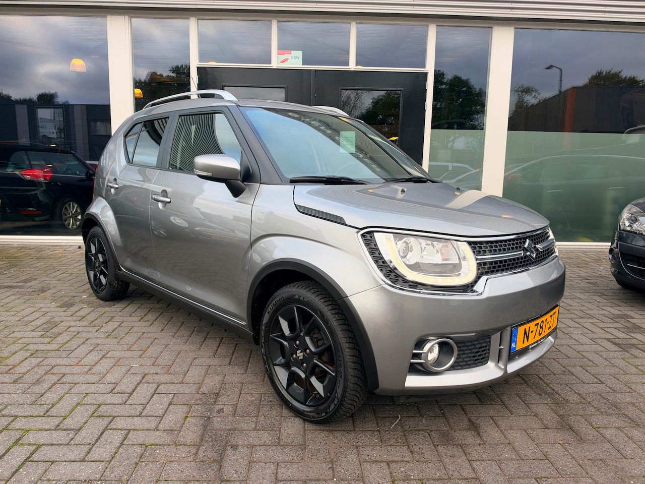 Suzuki Ignis - 1.2 Stijl/Automaat/Navigatie/Clima Airco/Lichtmetaal/Luxe. - AutoWereld.nl