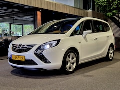 Opel Zafira Tourer - 1.4 Cosmo 7p. Panorama | halfleer | Verw. stoelen/stuur | Trekhaak | Navigatie