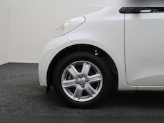 Toyota iQ - 1.0 VVTi Comfort Parelmoer, Airco, AUX, Elektr. Pakket, Isofix, 15"
