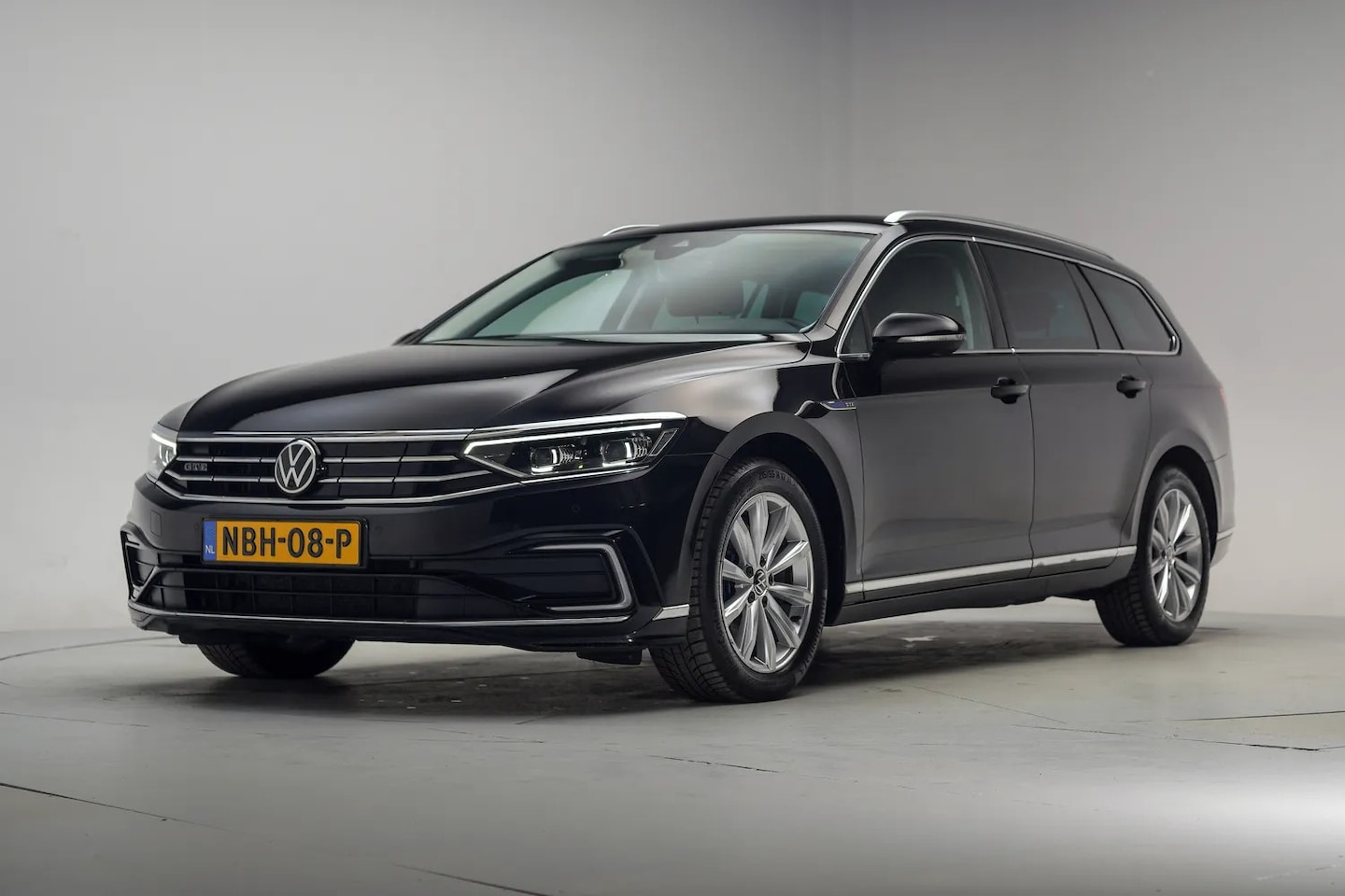 Volkswagen Passat Variant - 1.4 TSI PHEV GTE Highline Aut. [ Virtual Leder/alcantara Adapt.cruise ] - AutoWereld.nl