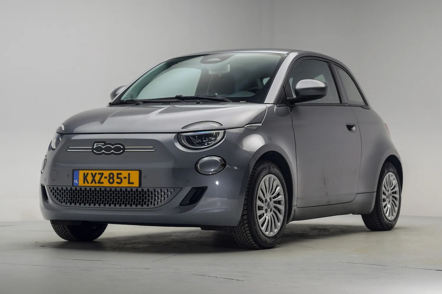 Fiat 500e - Icon 42kWh [ Adapt.cruise Navi Apple/Android Camera Stoelverwarming Clima ] - AutoWereld.nl