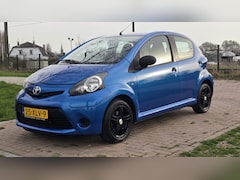 Toyota Aygo - 1.0 VVT-i | 5-Deurs + Airco APK Nieuw | 122.125KM + NAP | 2012 |