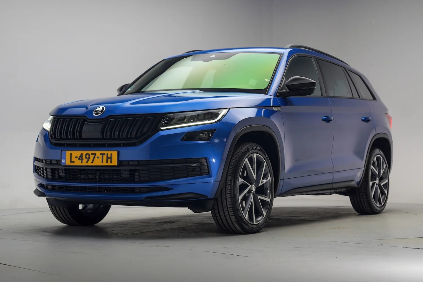 Skoda Kodiaq - 1.5 TSI Sportline Business Aut. [ Leder/Alcantara Trekhaak Canton Stoelverwarming ] - AutoWereld.nl