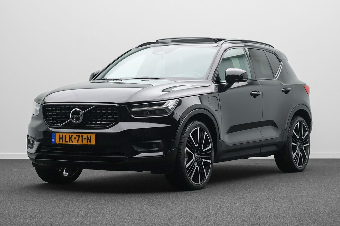 Volvo XC40 - 1.5 T5 Recharge Inscription | Schuifdak | Harman Kardon Audio | - AutoWereld.nl