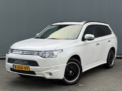 Mitsubishi Outlander - BWJ 11-2014 | 2.0 PHEV instyle+ | TREKHAAK | SCHUIFDAK | LEER | STOEL&STUUR VERW | NAVI |