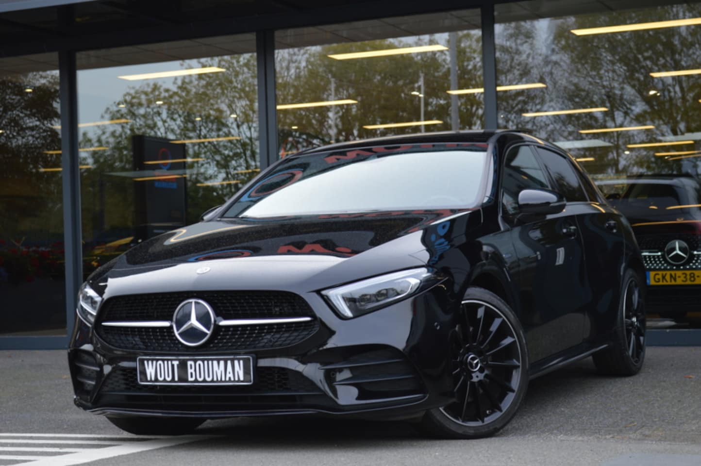 Mercedes-Benz A-klasse - 250 e AMG Multibeam Panorama Widescreen Sfeer Camera Night Pdc - AutoWereld.nl