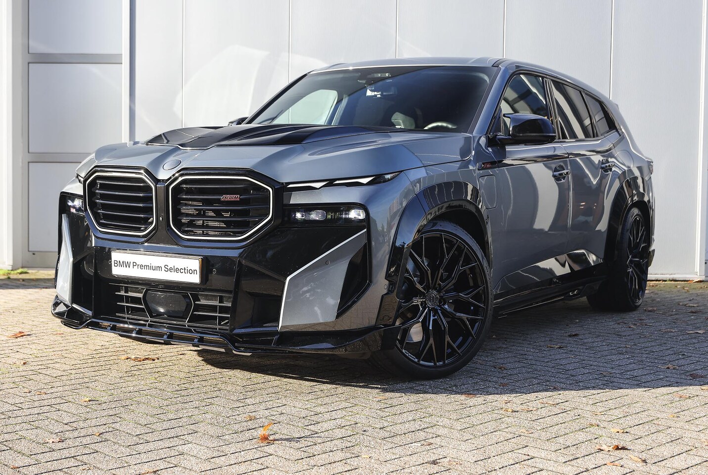 BMW XM - PHEV / Trekhaak / Bowers & Wilkins / M Multifunctionele Stoelen / Adaptief M Onderstel Pr - AutoWereld.nl