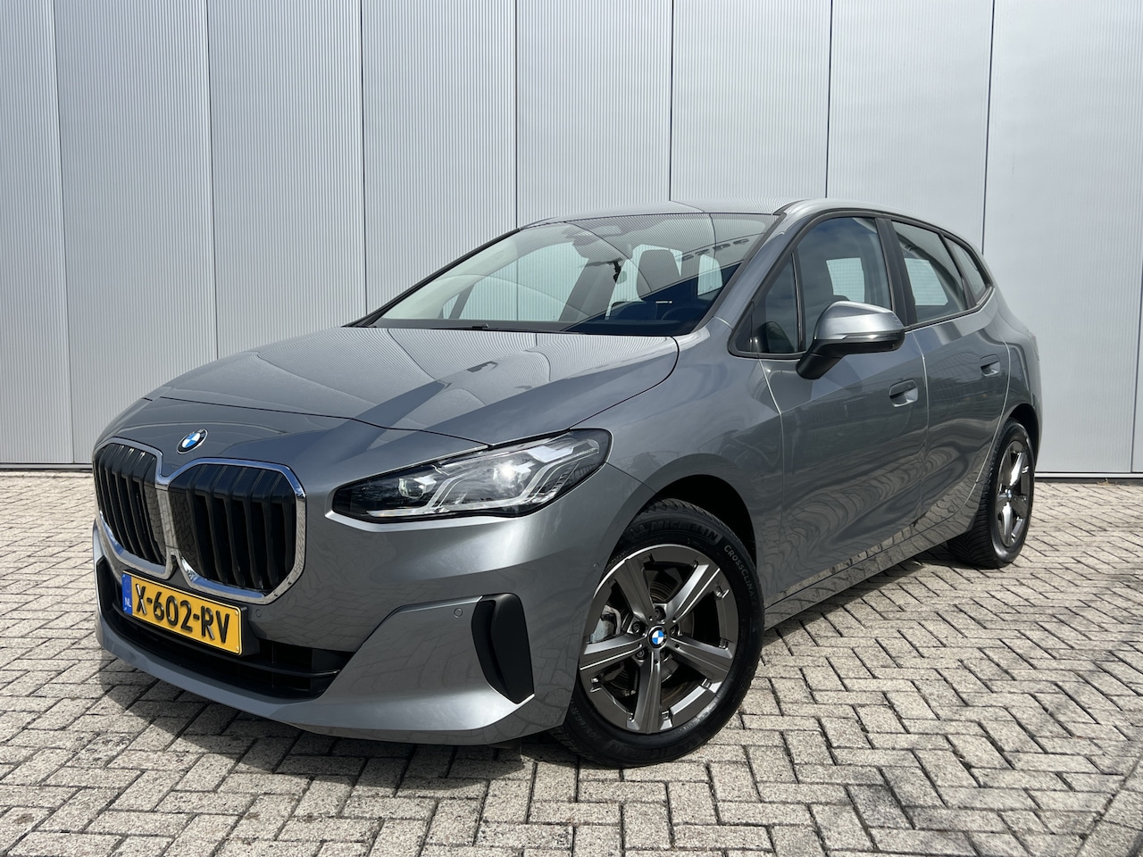 BMW 2-serie Active Tourer - 218i Automaat Premium Navigatie Prof Live Cockpit Head-up 360 Camera Adaptieve Led Keyless - AutoWereld.nl