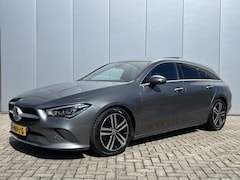 Mercedes-Benz CLA-klasse Shooting Brake - 180 D Automaat 2.0 Business Solution Luxury Navigatie Trekhaak Panoramadak Elek. Stoelen L