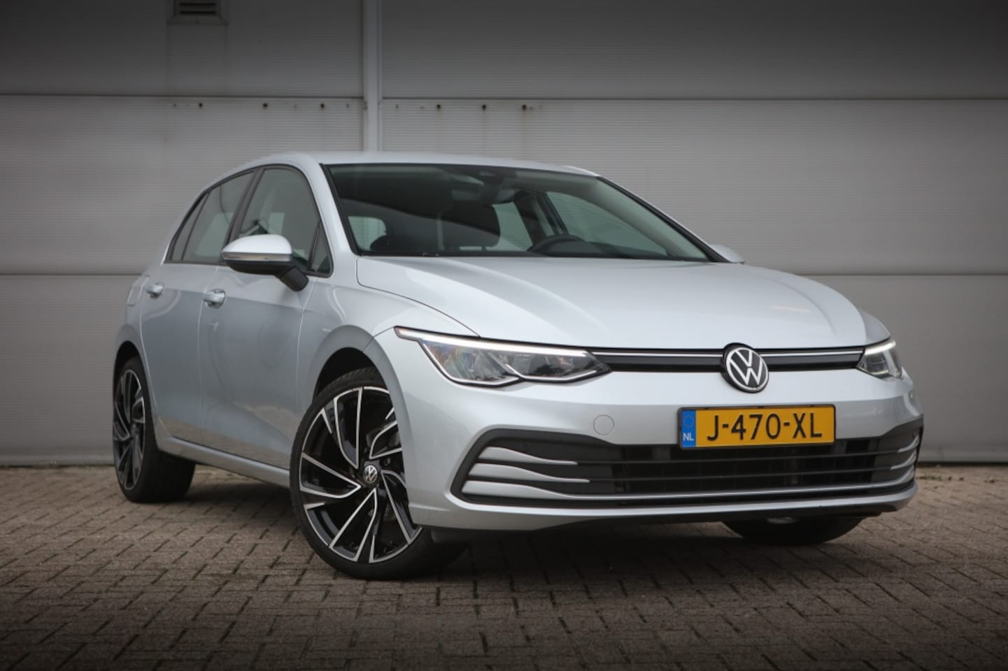 Volkswagen Golf - 1.0 TSI Life Bns | Sfeerverlichting | - AutoWereld.nl