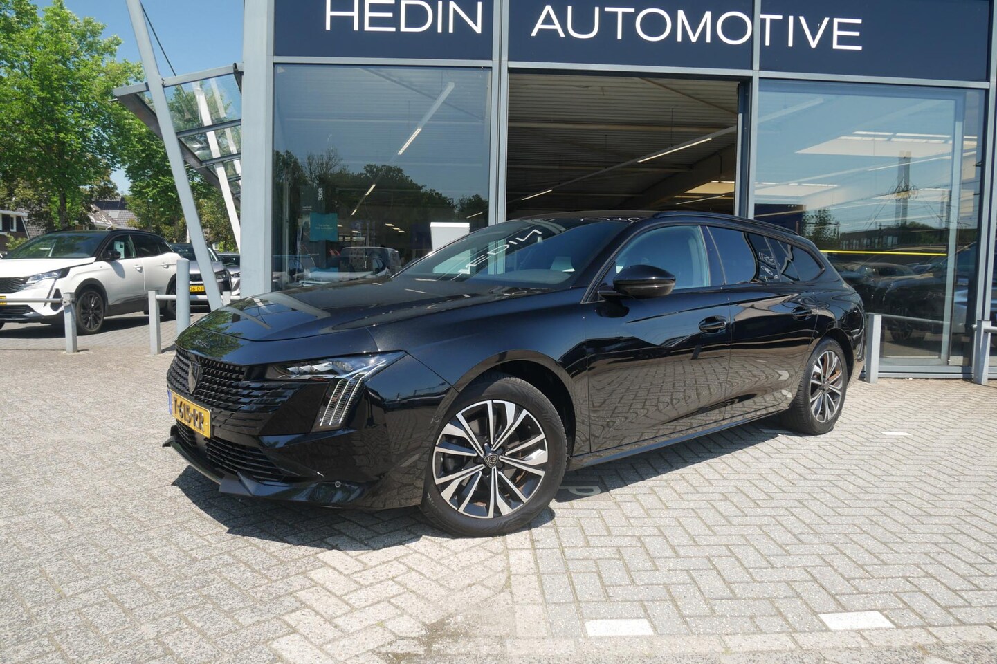 Peugeot 508 SW - 1.2 Turbo 130PK Allure Aut. | Navigatie | Adapt. Cruise Control | 360 Camera | Climate Con - AutoWereld.nl