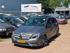 Mercedes-Benz B-klasse - 180 Ambition Aut/Pano Dak/Xzenon/Navi/stoelverwarming/Terekhaak/Nap/6Maanden Garantie