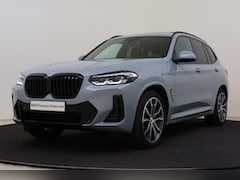 BMW X3 - xDrive30e High Executive M Sport Automaat / Panoramadak / Sportstoelen / Achteruitrijcamer