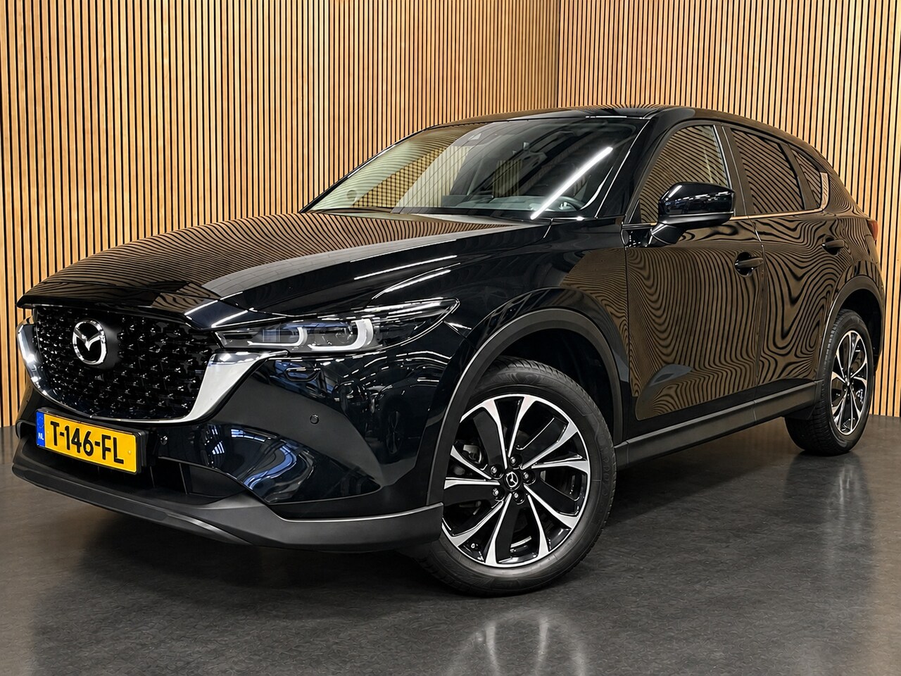 Mazda CX-5 - 2.0 e-SkyActiv-G M Hybrid 165 Advantage|AUTOMAAT|TREKHAAK|360 CAMERA|CARPLAY|STOEL+STUURVE - AutoWereld.nl
