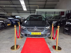 Skoda Superb - TDI PANORAMA DSG AUTOMAAT