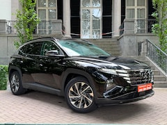 Hyundai Tucson - 1.6 T-GDI Premium Sky 4WD 180Pk Pano Navi Carplay Leder Xenon 360C Camera Stoelverkoeling