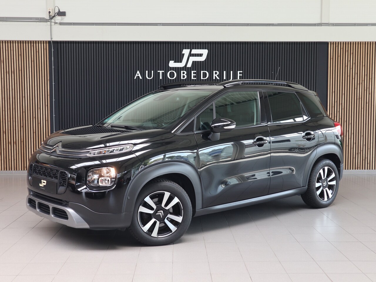 Citroën C3 Aircross - 1.2 PureTech S&S Shine CRUISE|CAMERA|APPLECARPLAY|PANO|HEADUP|LEDER - AutoWereld.nl