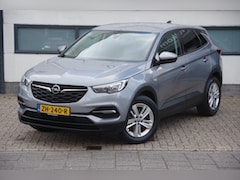 Opel Grandland X - 1.2 Turbo Business +
