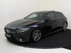Mercedes-Benz A-klasse - 180 AMG Line /Panoramadak /Night-pakket /Facelift