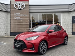 Toyota Yaris - 1.5 Hybrid 115 DYNAMIC NIEUW DIRECT LEVERBAAR STOEL/STUURVERW 17'' LM-VELGEN BLIND SPOT KE