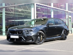 BMW 5-serie Touring - M5 Automaat / Panoramadak / M Drive Professional / M Carbon-keramische remmen / Comfort Ac