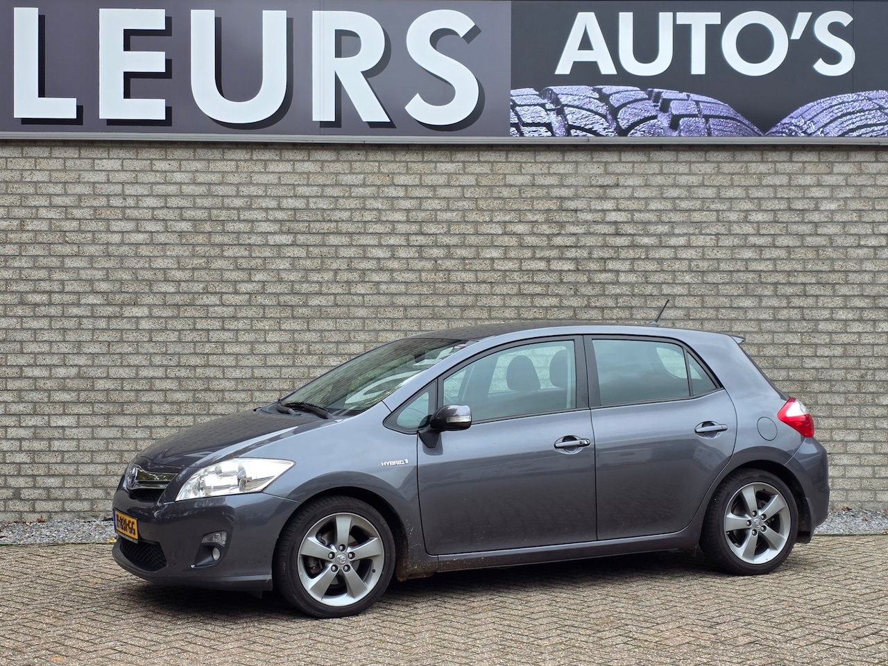 Toyota Auris - 1.8 Full Hybrid Dynamic Business Trekhaak/Camera - AutoWereld.nl