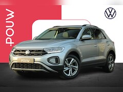 Volkswagen T-Roc - 1.0 TSI 110pk Life 75 Edition | Allseason Banden | Apple CarPlay & Android Auto | Active I