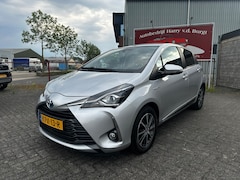 Toyota Yaris - 1.5 Hybrid Y20 | Navigatie | Camera | Keyless
