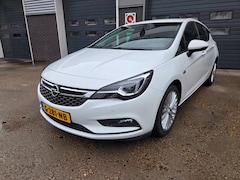 Opel Astra - 1.0 Turbo Selection, Luxe uitvoering, Dealer onderhouden, AUR Camera, keyless entry sleute