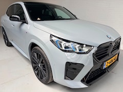 BMW X2 - SDrive20i M Sport 170pk Launch Edition Black Pakket, LED, Navi, Leder, Massage, 20inch, NE