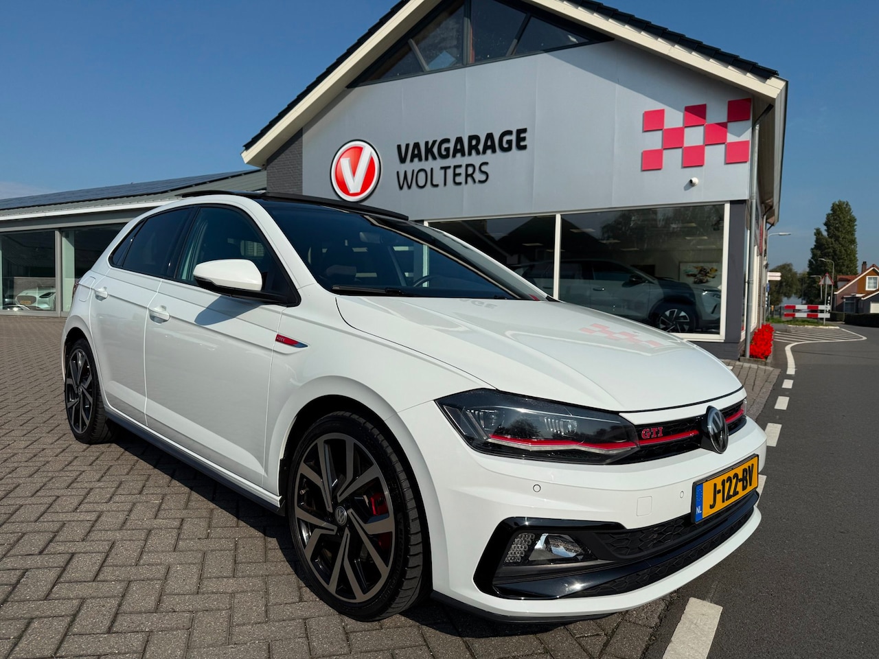Volkswagen Polo - 2.0 TSI GTI RIJKLAARPRIJS! - AutoWereld.nl