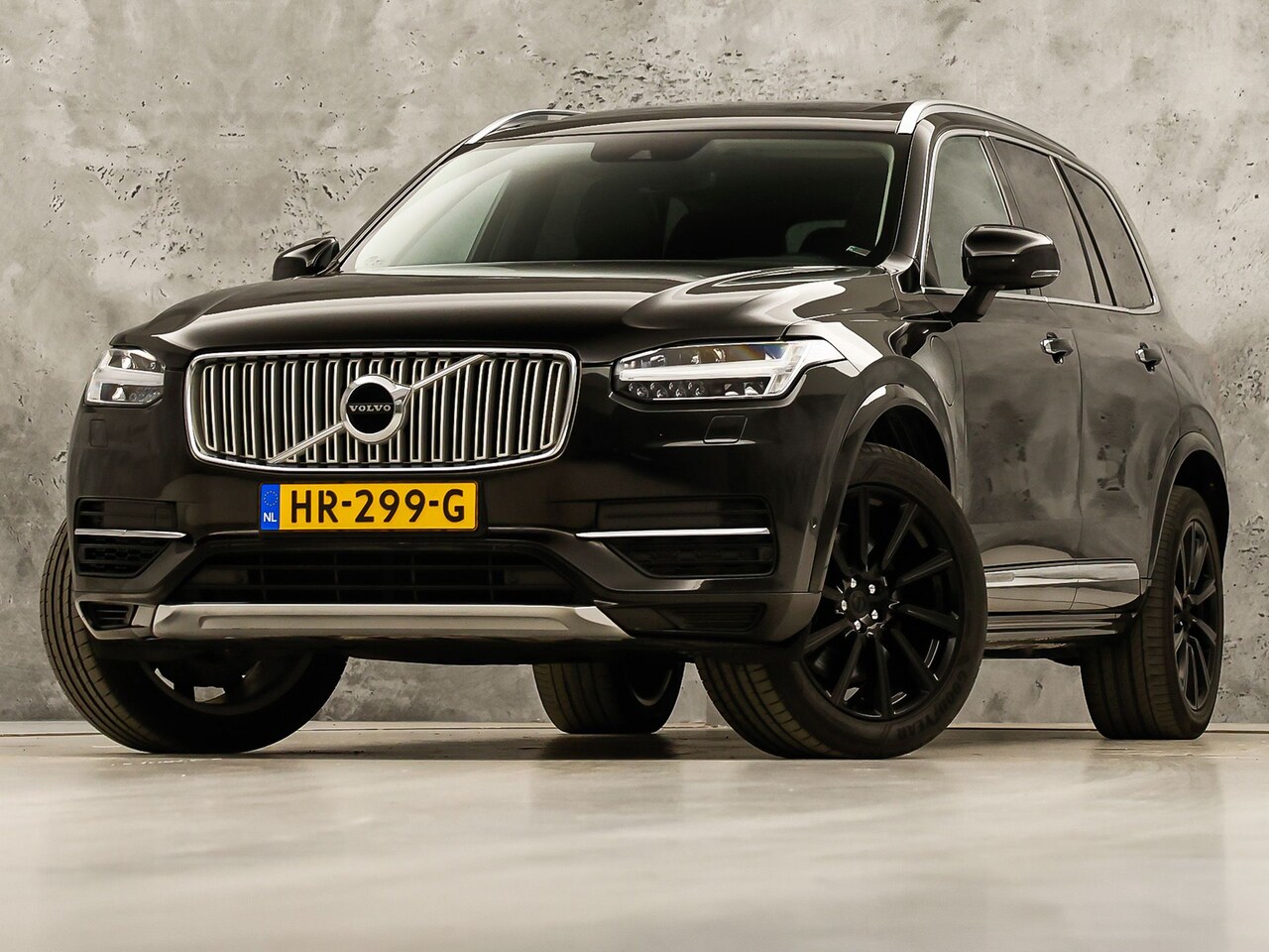 Volvo XC90 - 2.0 T8 Twin Engine AWD Inscription Automaat 407Pk (PANORAMADAK, APPLE CARPLAY, MEMORY SEAT - AutoWereld.nl