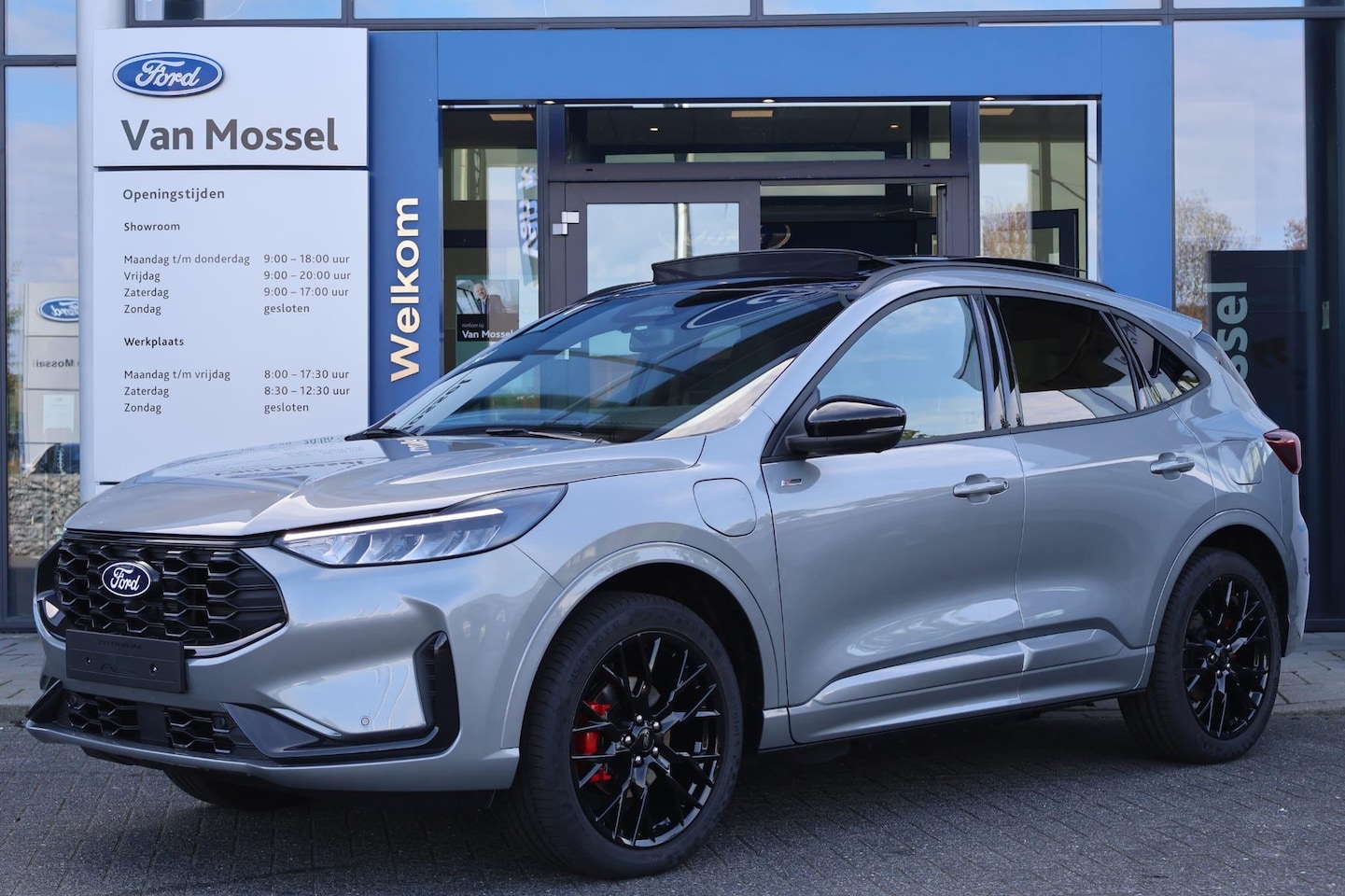 Ford Kuga - 2.5 PHEV ST-Line X | Voorraad! | Pano | Elektrische Trekhaak | Black Package | Winterpack - AutoWereld.nl