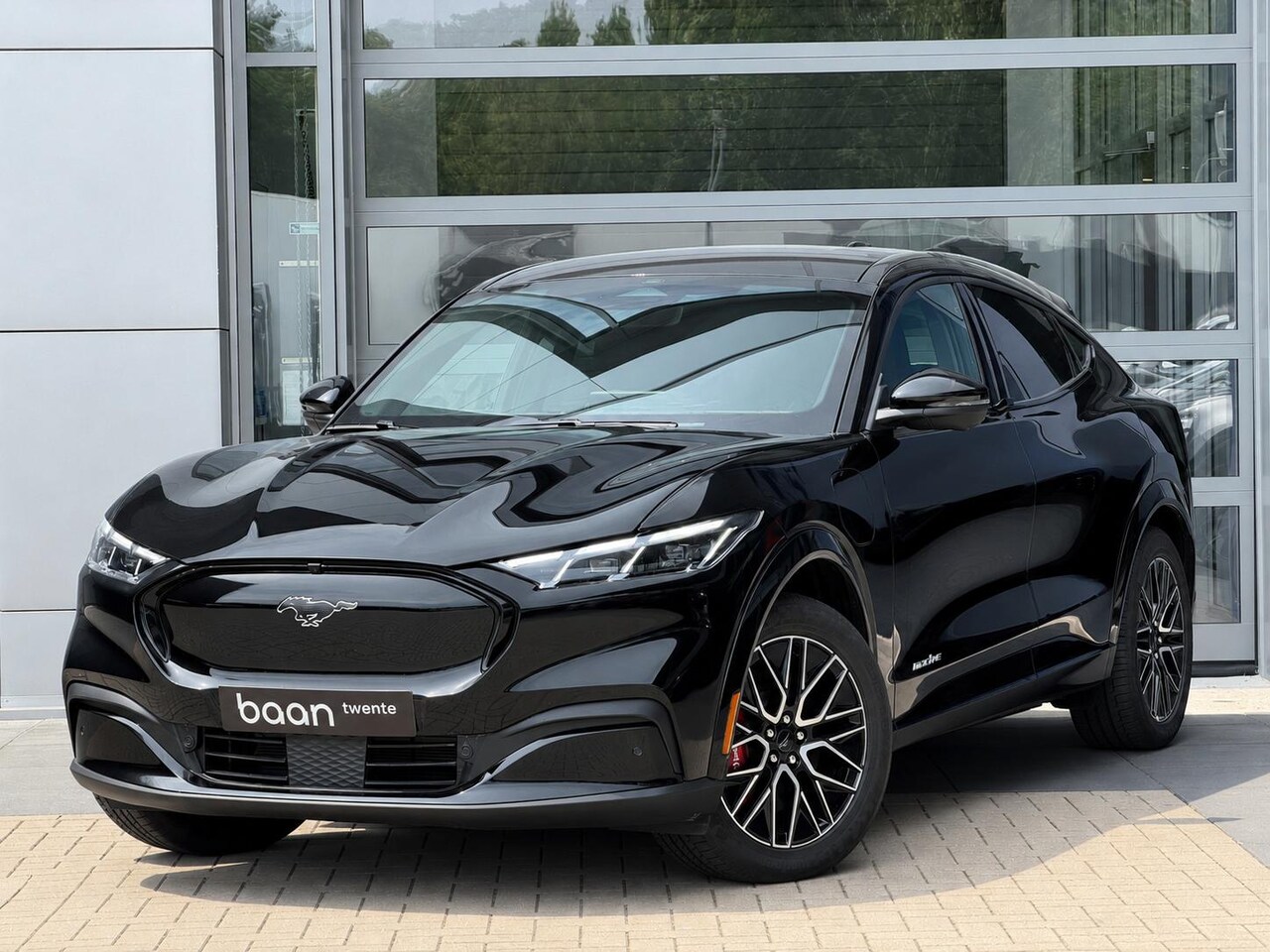 Ford Mustang Mach-E - Premium Extended Range RWD (87 kWh) | Technology Pack Premium | B&O | Memory stoel | Stuur - AutoWereld.nl