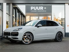 Porsche Cayenne - 3.0 E-Hybrid Platinum Krijtgrijs Pano - 360-view - Sport Uitlaat