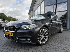 BMW 5-serie - 520i Luxury Edition | Stoelverwarming | Memory | Leder | PDC | Cruise | Climate | ORG NL |