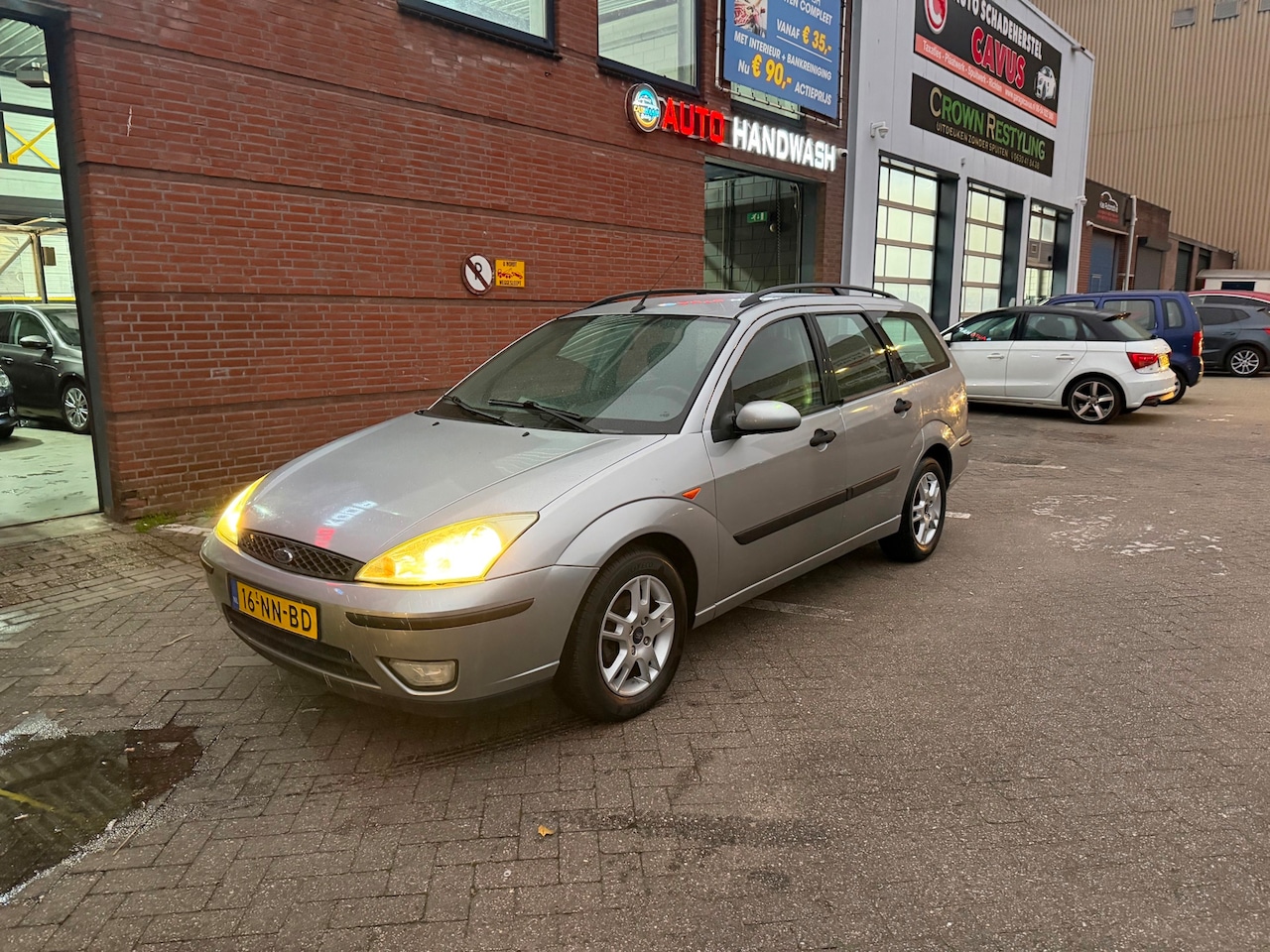 Ford Focus Wagon - 1.6-16V Collection Clima El.pakket Lage KM - AutoWereld.nl