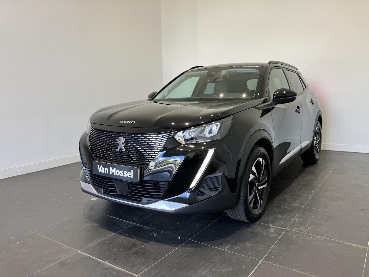 Peugeot 2008 - 1.2 Allure 130PK | AUTOMAAT | TREKHAAK | - AutoWereld.nl