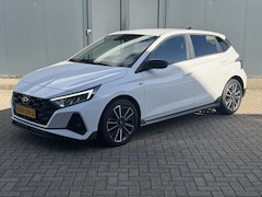Hyundai i20 - 1.0 T-GDI N Line / Stuur- & Stoelverwarming / Achteruitrijcamera / Navigatie via Apple Car