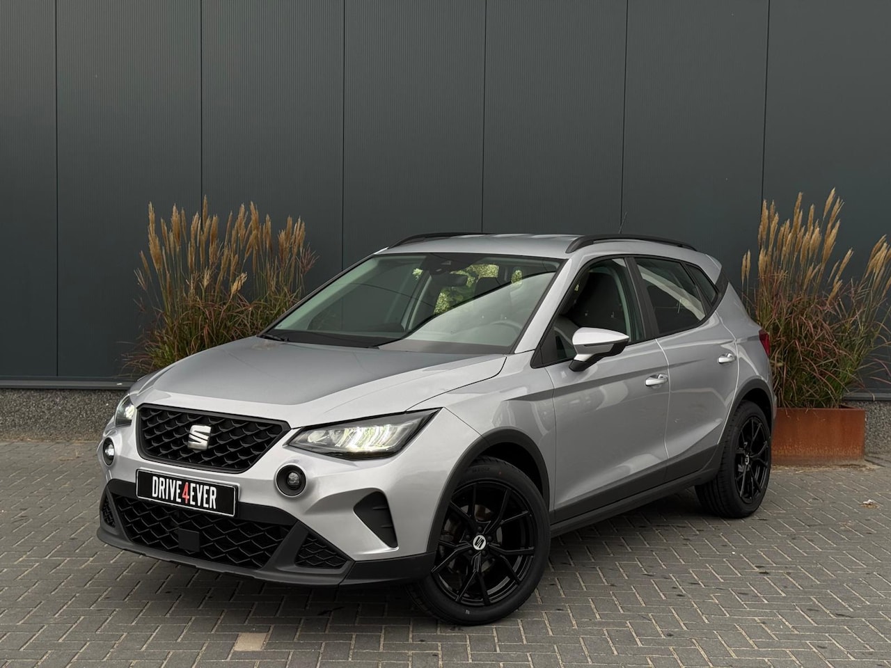 SEAT Arona - 1.0 TSI Style |SPORTVELGEN|Carplay|PDC|Airco|Cruise Control - AutoWereld.nl