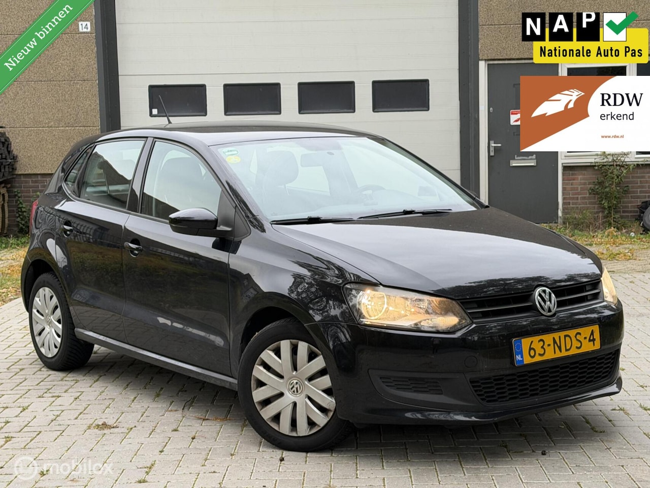 Volkswagen Polo - 1.4-16V Comfortline 5DEURS|CARPLAY|CRUISE - AutoWereld.nl