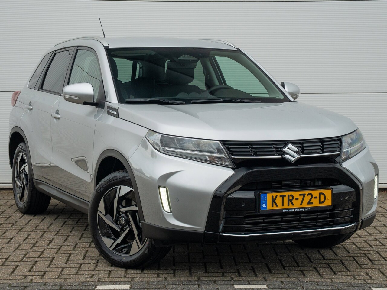 Suzuki Vitara - 1.4 Boosterjet Smart Hybrid Style Automaat | Apple/Android Carplay| Adaptive Cruise | Blin - AutoWereld.nl