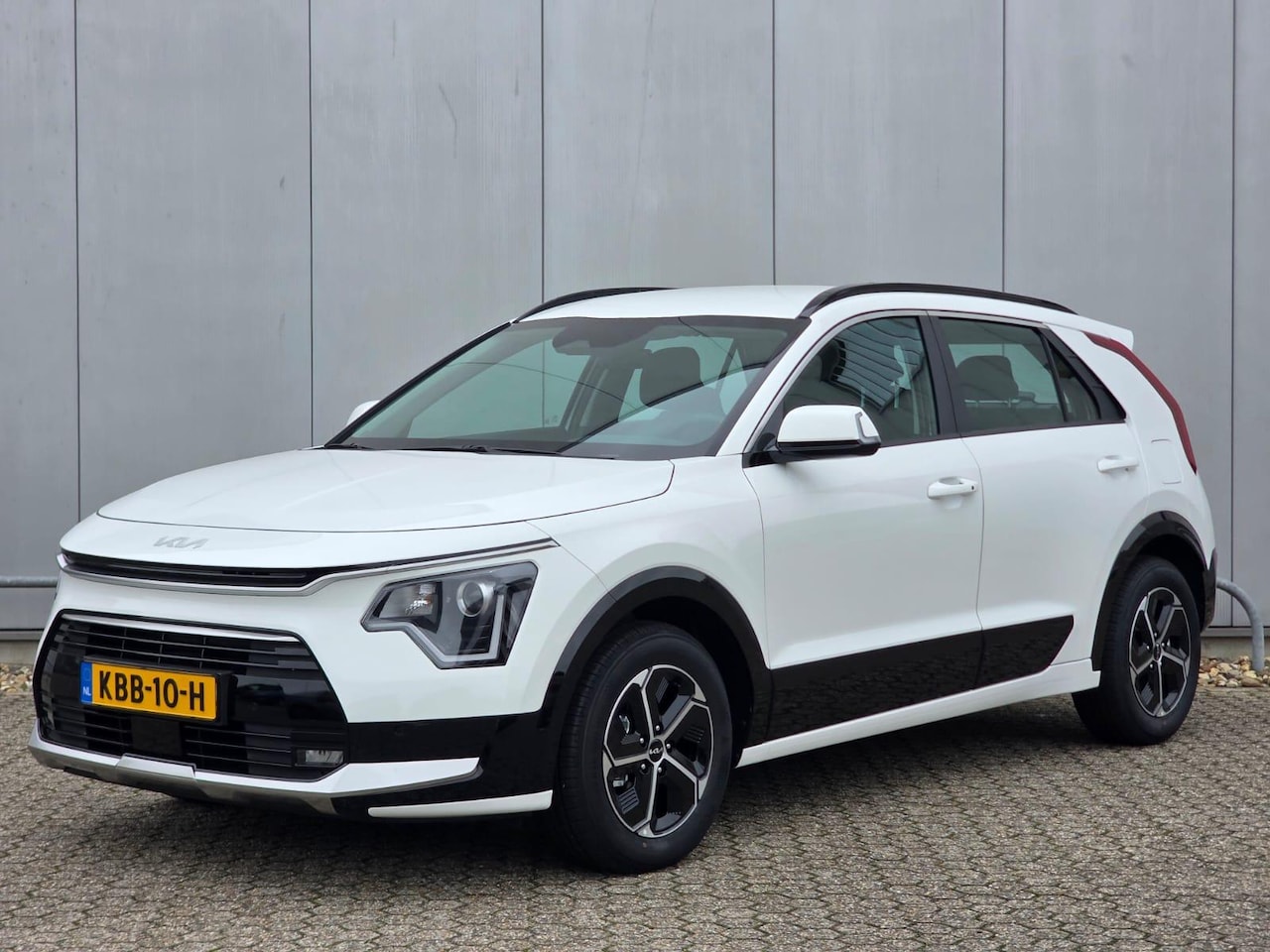 Kia Niro - 1.6 GDi Hybrid DynamicLine Navigatie | Parkeercamera | Adaptieve Cruise Control - AutoWereld.nl
