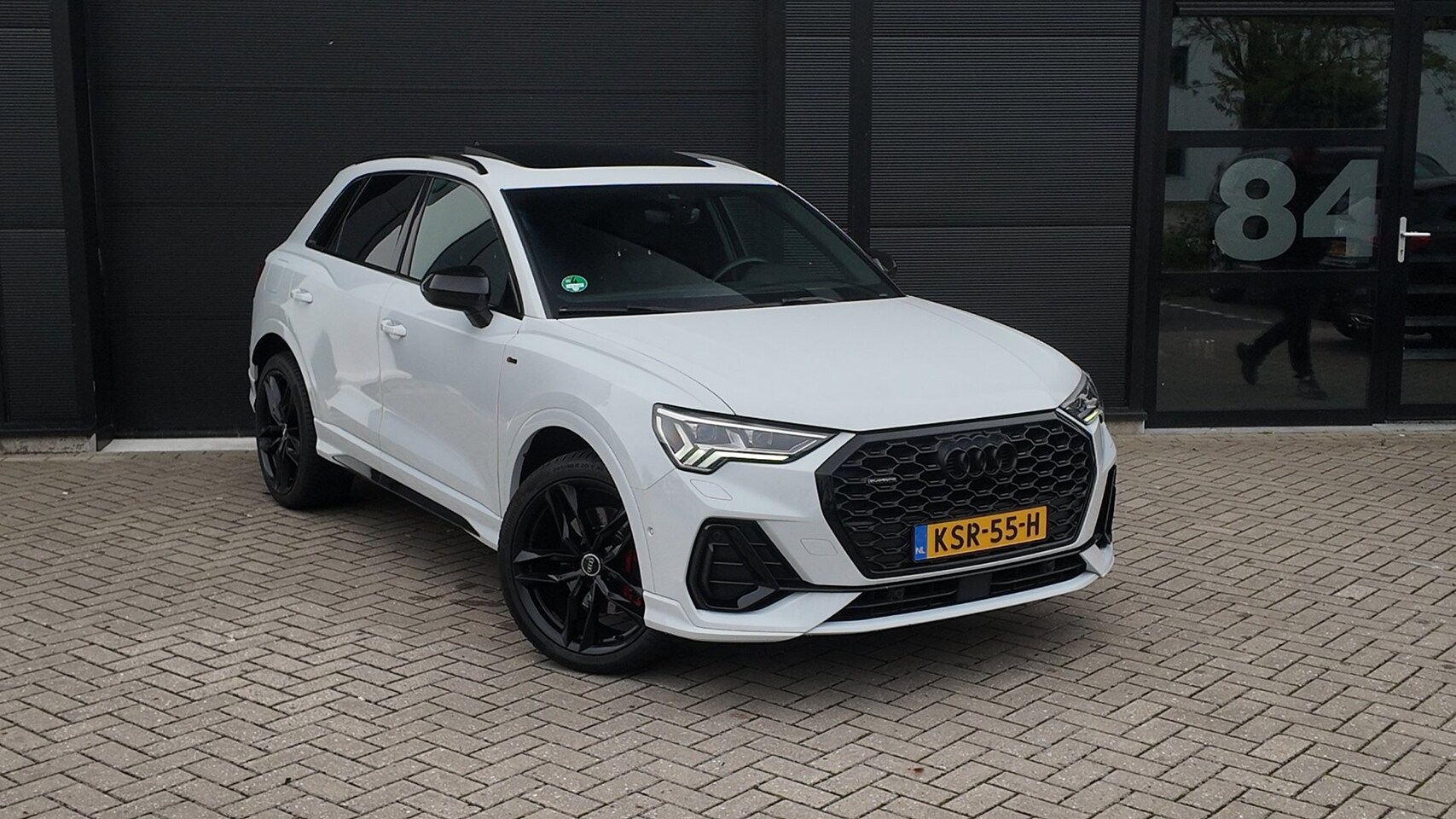 Audi Q3 - 45 TFSI quattro | 3 x S-Line | Pano | B&O | Keyless | Matrix - AutoWereld.nl