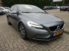 Volvo V40 - 2.0 D2 Kinetic NAVI LED CRUISE TREKHAAK