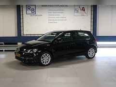 Volkswagen Golf - 1.0 TSI STOELVERWARMING / CARPLAY / NW NAVI / LED / BLACK PACK
